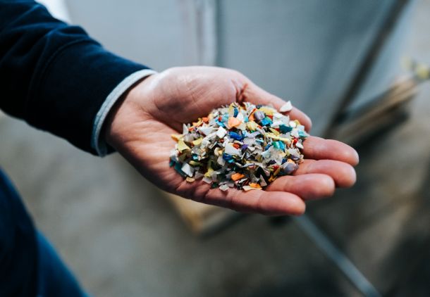 Plastic terugwinnen uit huishoudelijk afval